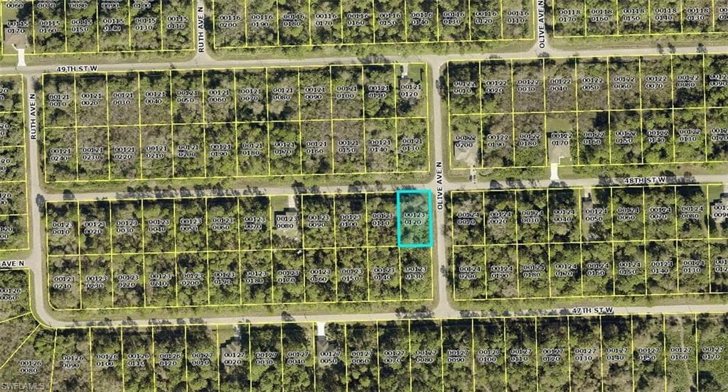 3201 48th ST W LEHIGH ACRES, FL 33971