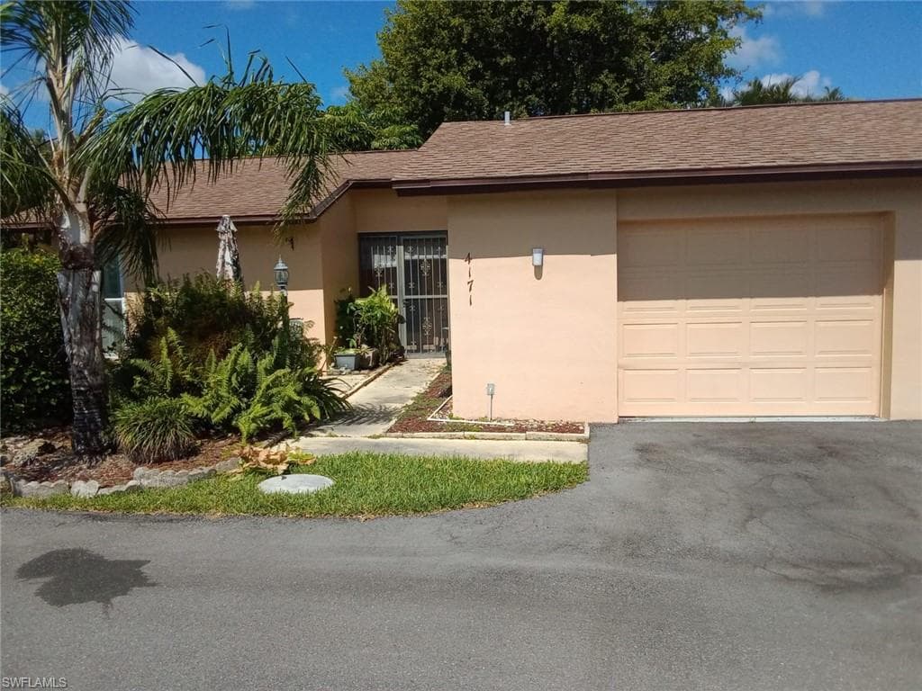 4171 LAKEWOOD BLVD NAPLES, FL 34112