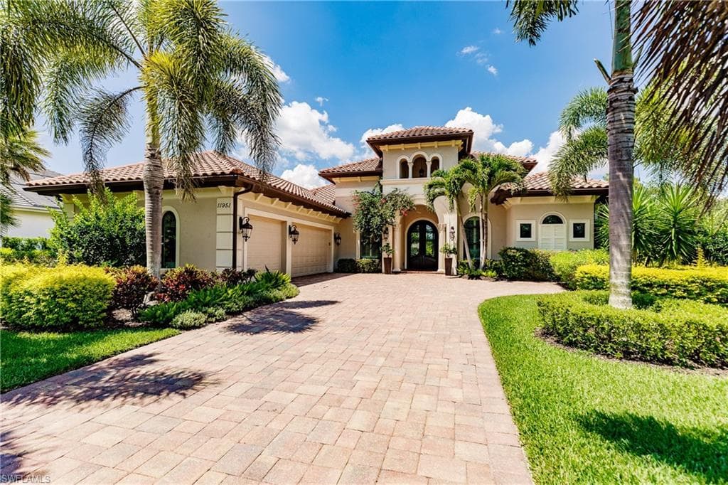 11951 Maidstone CT NAPLES, FL 34120