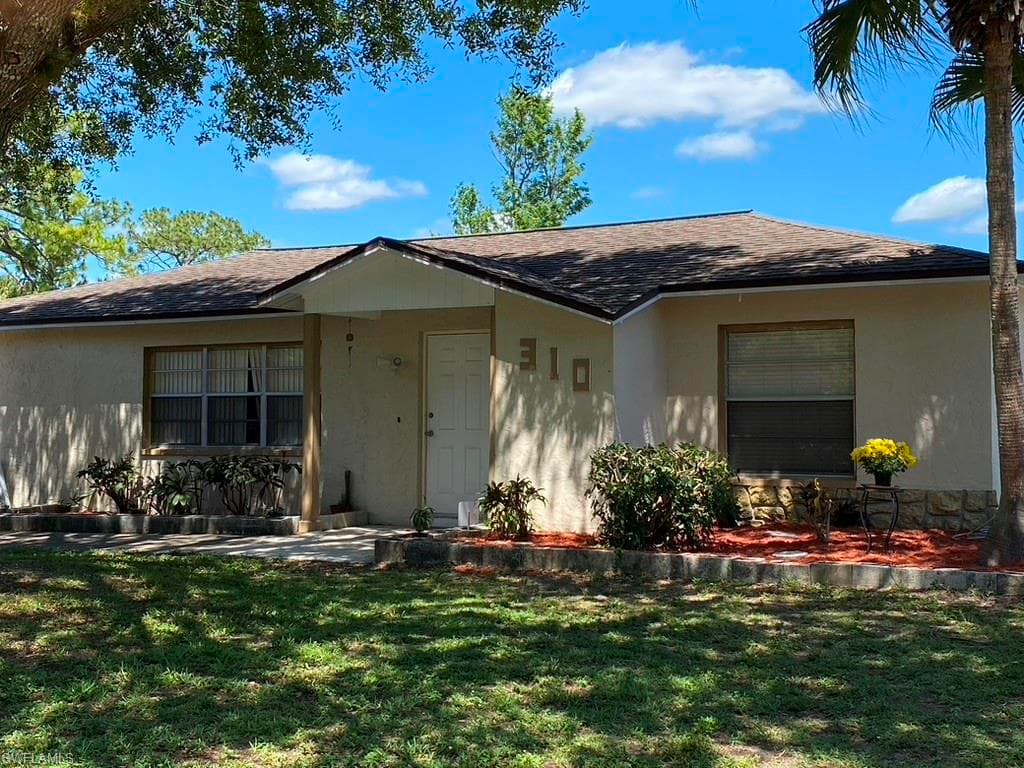 310 Vermont WAY LEHIGH ACRES, FL 33936