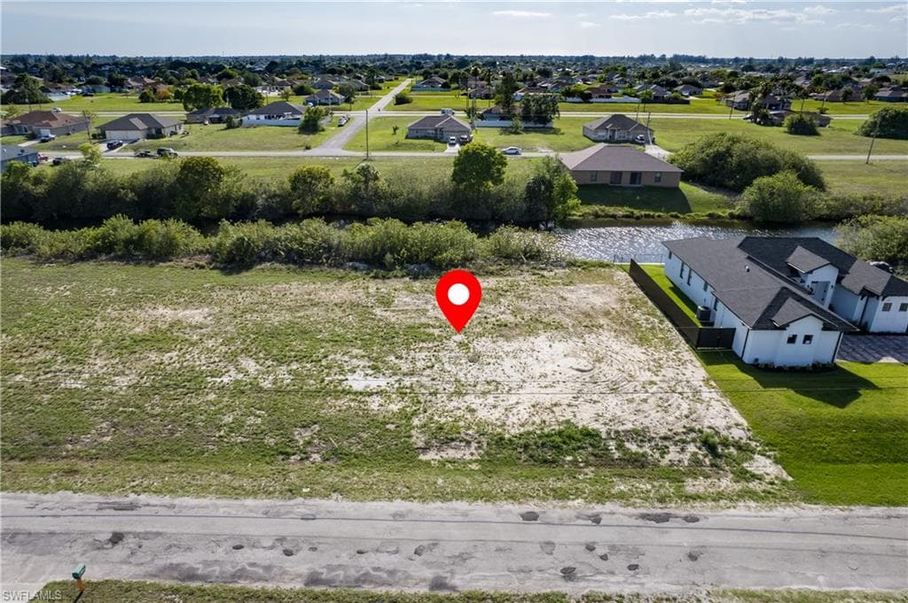 1330 NE 9th AVE CAPE CORAL, FL 33909