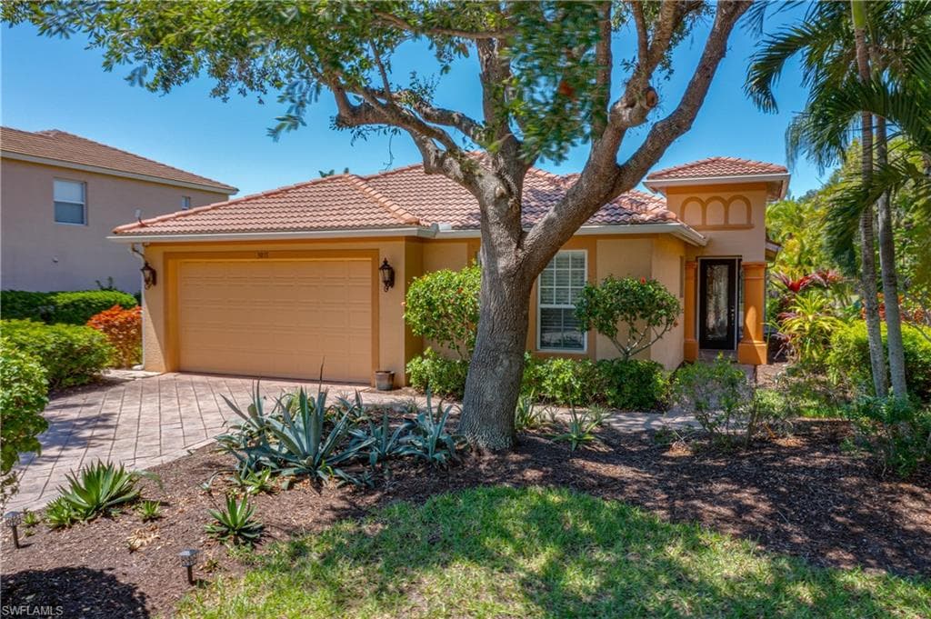 3011 Gray Heron CT NORTH FORT MYERS, FL 33903