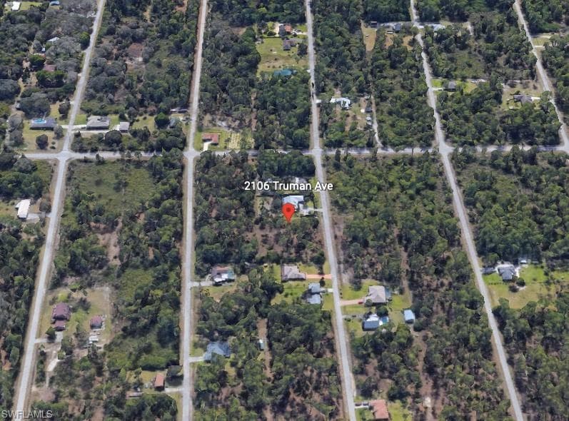 2106 TRUMAN AVE ALVA, FL 33920