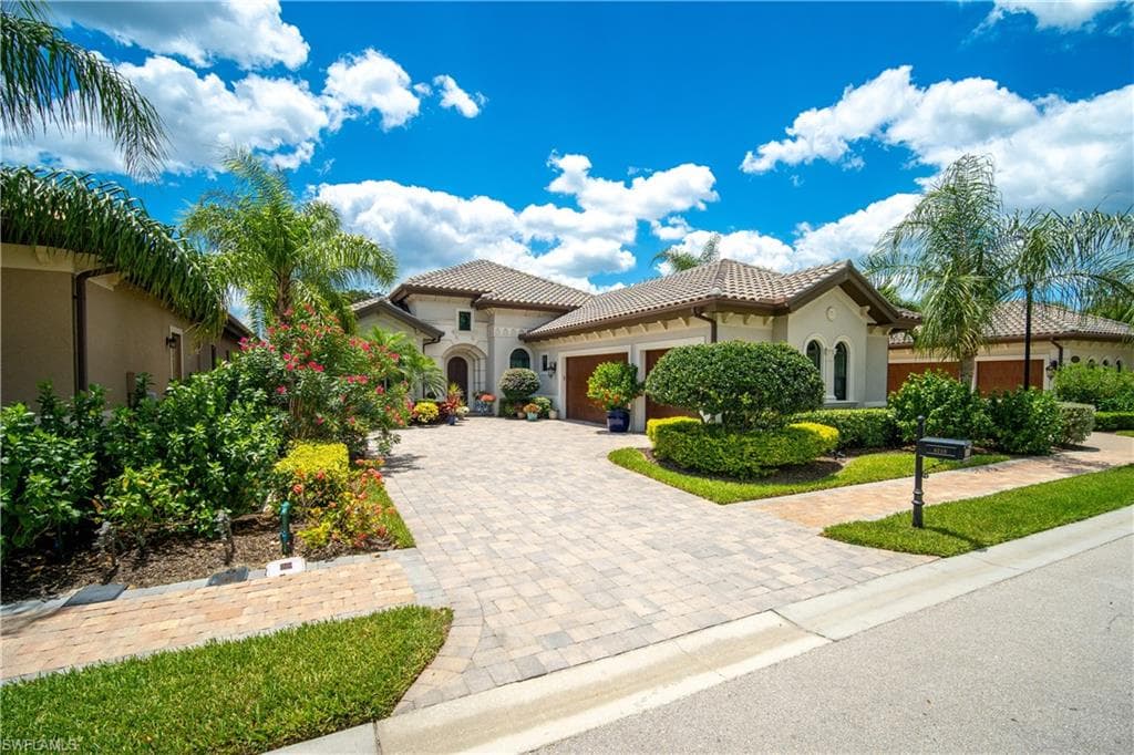 6718 Canwick Cove CIR NAPLES, FL 34113