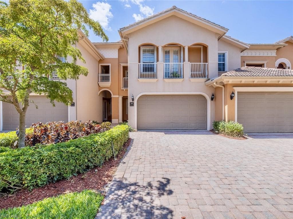 3590 Lansing LOOP 102 ESTERO, FL 33928