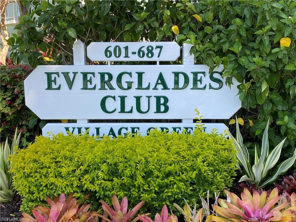 665 12th AVE S 665 NAPLES, FL 34102