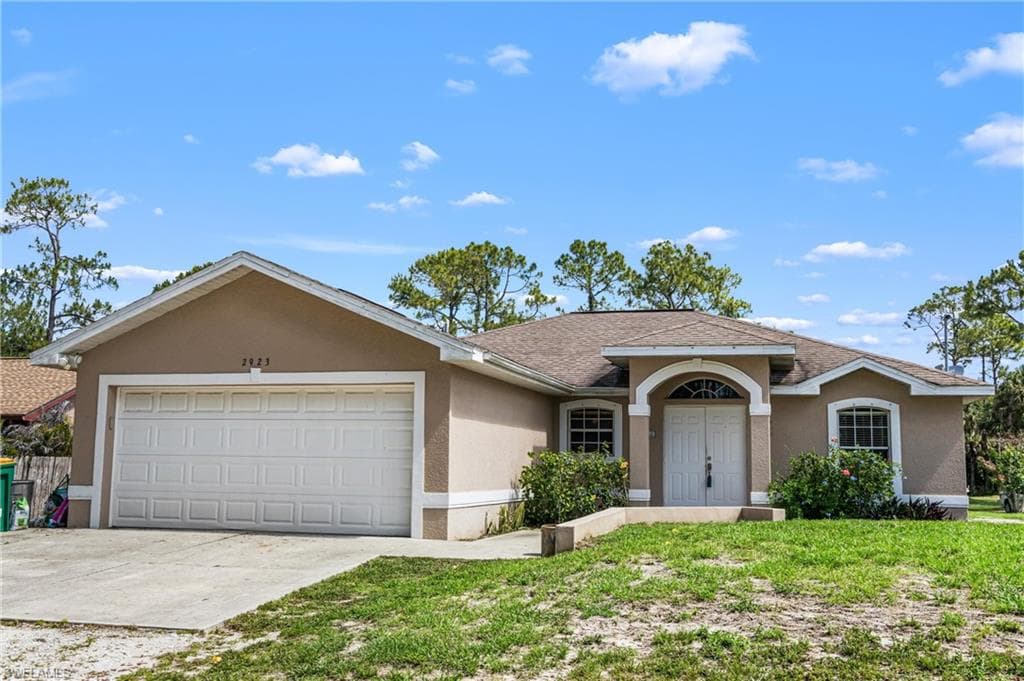 2923 14th AVE SE NAPLES, FL 34117