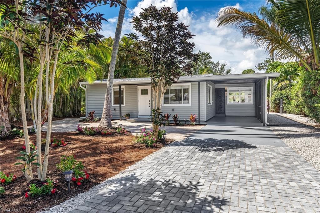 1248 Michigan AVE NAPLES, FL 34103