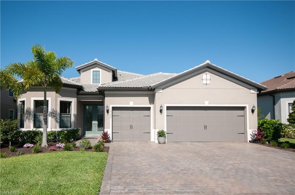 19106 Aqua Shore DR FORT MYERS, FL 33913