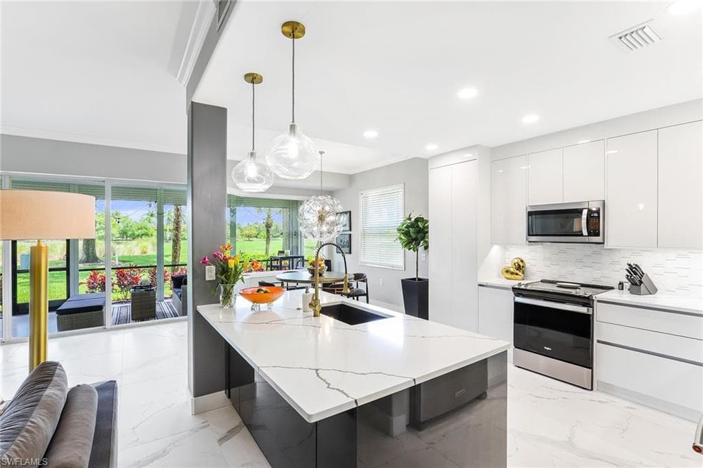 9270 Triana TER 222 FORT MYERS, FL 33912