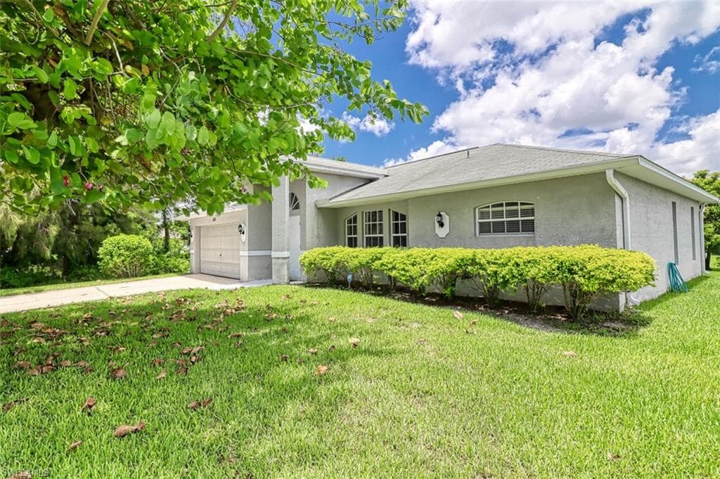 845 SW 15th AVE CAPE CORAL, FL 33991