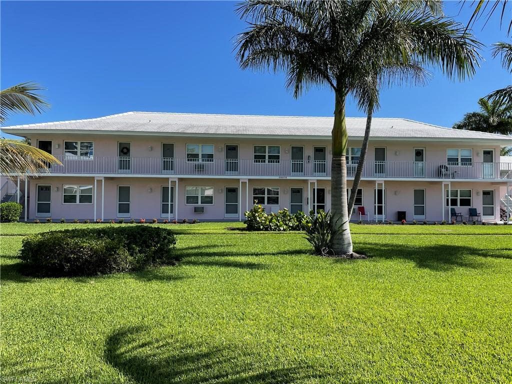 190 Collier BLVD J6 MARCO ISLAND, FL 34145