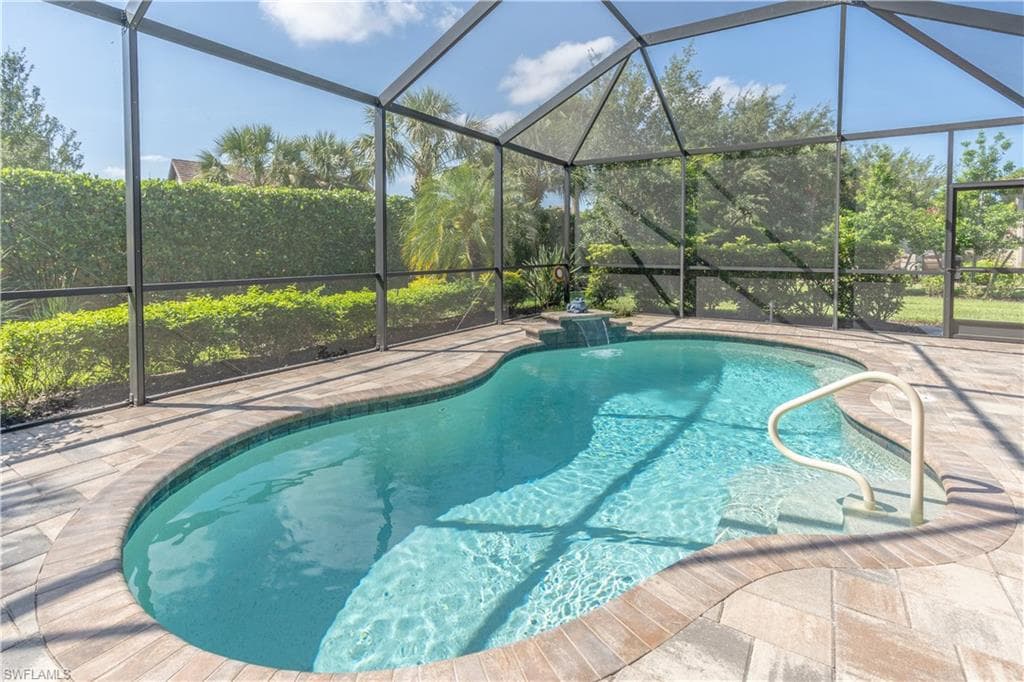 7156 Live Oak DR NAPLES, FL 34114