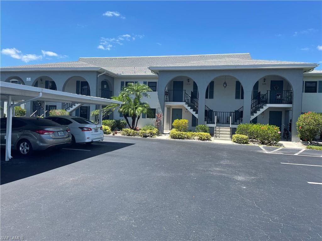 5560 Rattlesnake Hammock RD L103 NAPLES, FL 34113