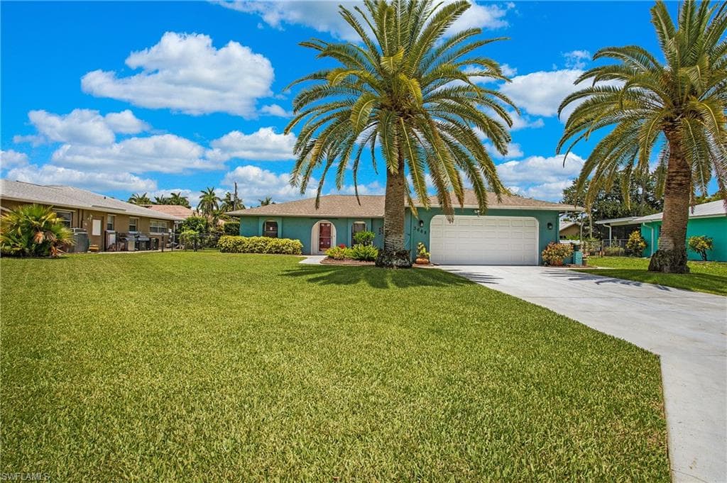 3668 Bailes ST BONITA SPRINGS, FL 34134