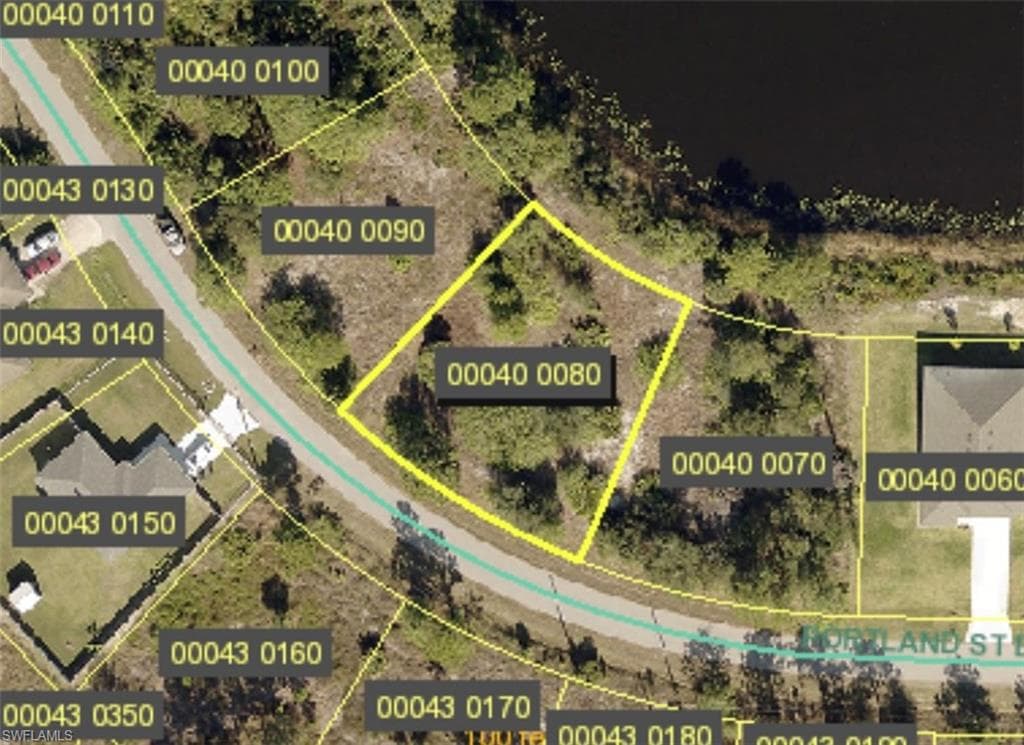 847 Portland ST E LEHIGH ACRES, FL 33974