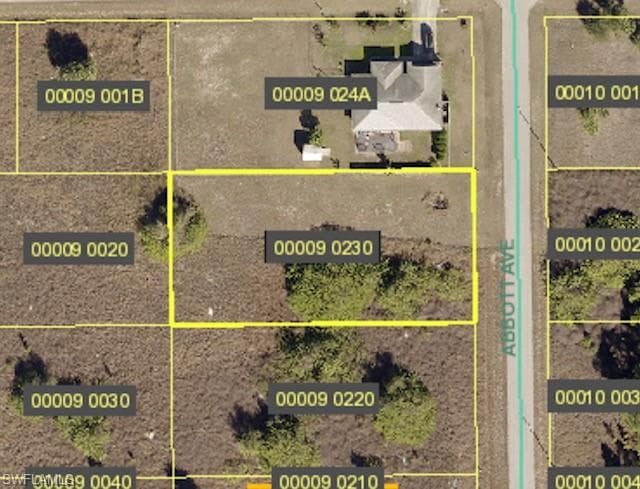 1621 Abbott AVE LEHIGH ACRES, FL 33972