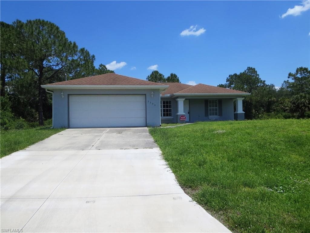 3300 52nd ST W LEHIGH ACRES, FL 33971