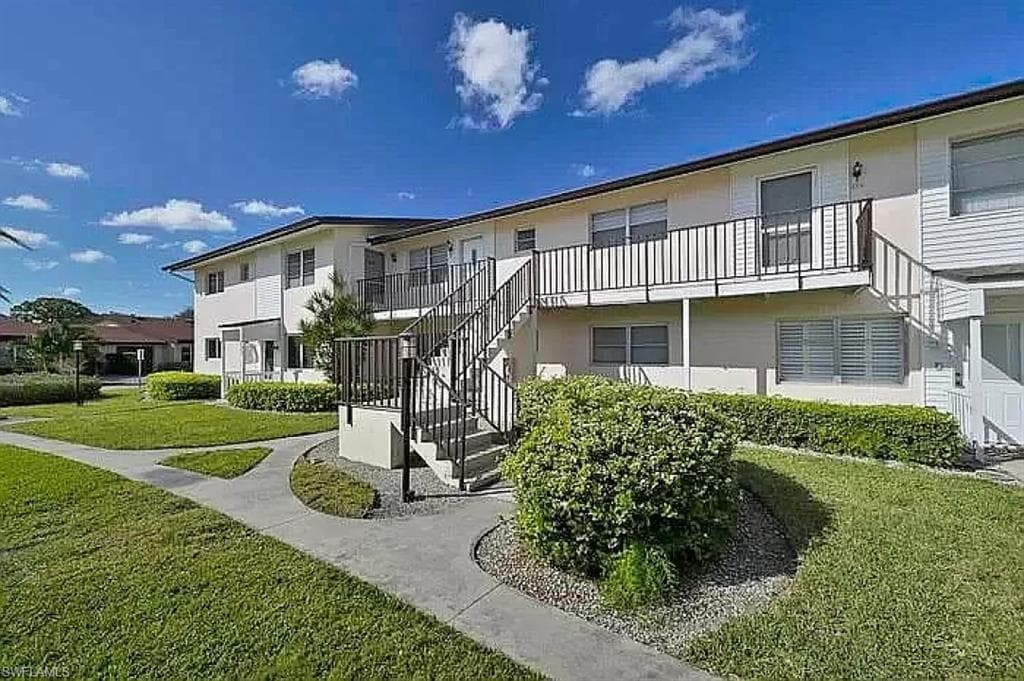 180 Cypress WAY E C222 NAPLES, FL 34110