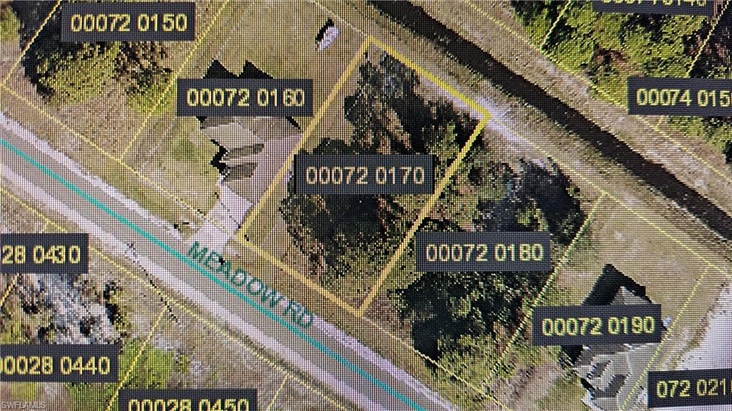1561 Meadow RD LEHIGH ACRES, FL 33976