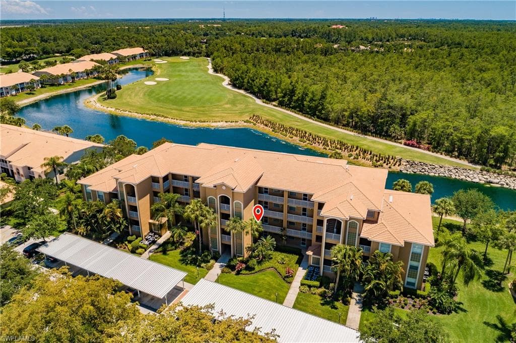3830 Sawgrass WAY 2923 NAPLES, FL 34112