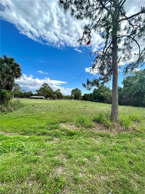 2397 Gish LN NORTH FORT MYERS, FL 33917