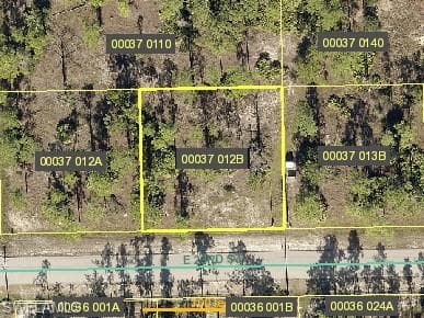 3403 E 23rd ST ALVA, FL 33920