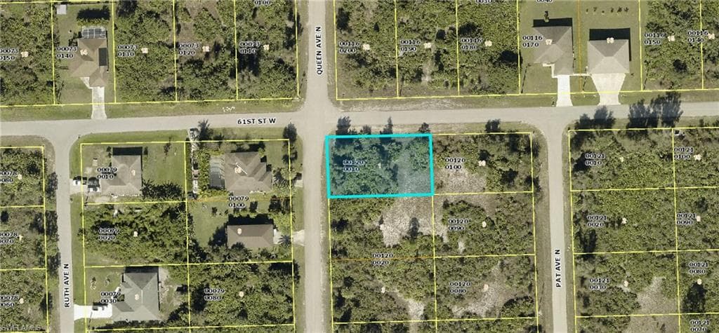 6020 Queen AVE N LEHIGH ACRES, FL 33971