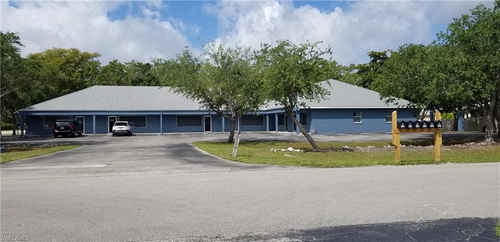 15670 Mcgregor BLVD 105 FORT MYERS, FL 33908