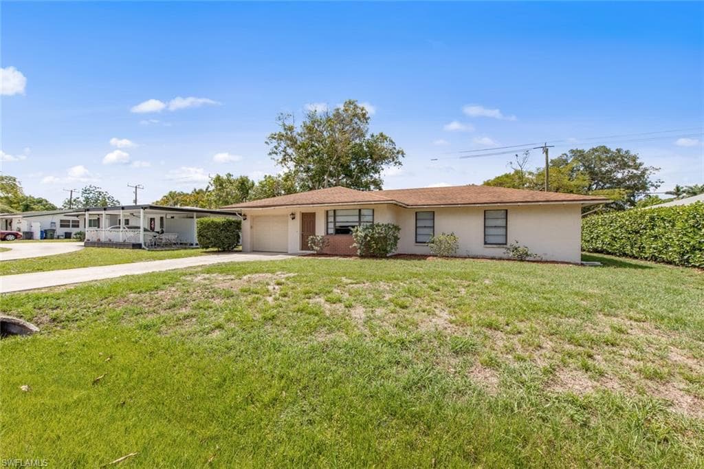 1412 Charles CT FORT MYERS, FL 33919