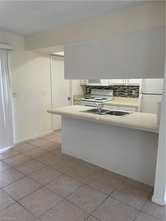 3004 Santa Barbara BLVD B CAPE CORAL, FL 33914