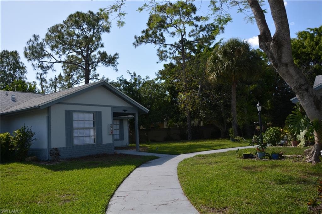 10450 Lakeport CT LEHIGH ACRES, FL 33936