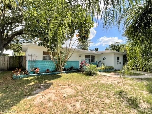 2720 59th AVE N ST. PETERSBURG, FL 33714