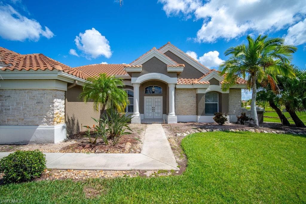 12322 Isabella DR BONITA SPRINGS, FL 34135