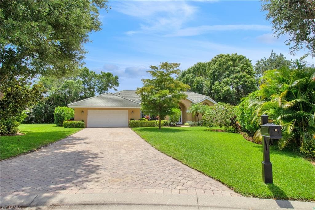 12460 Teak CIR FORT MYERS, FL 33913