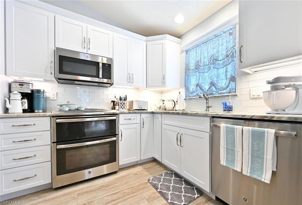 490 Wilson BLVD S NAPLES, FL 34117