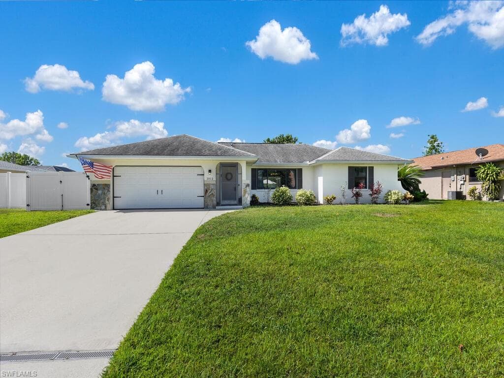 2012 SE 8th TER CAPE CORAL, FL 33990