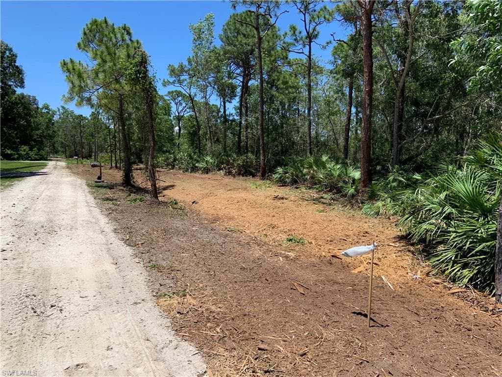 8844 Skagway CT ST. JAMES CITY, FL 33956