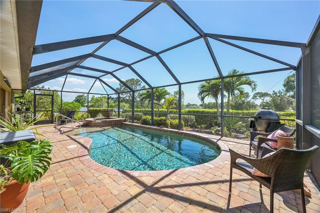 4726 38th AVE CAPE CORAL, FL 33993