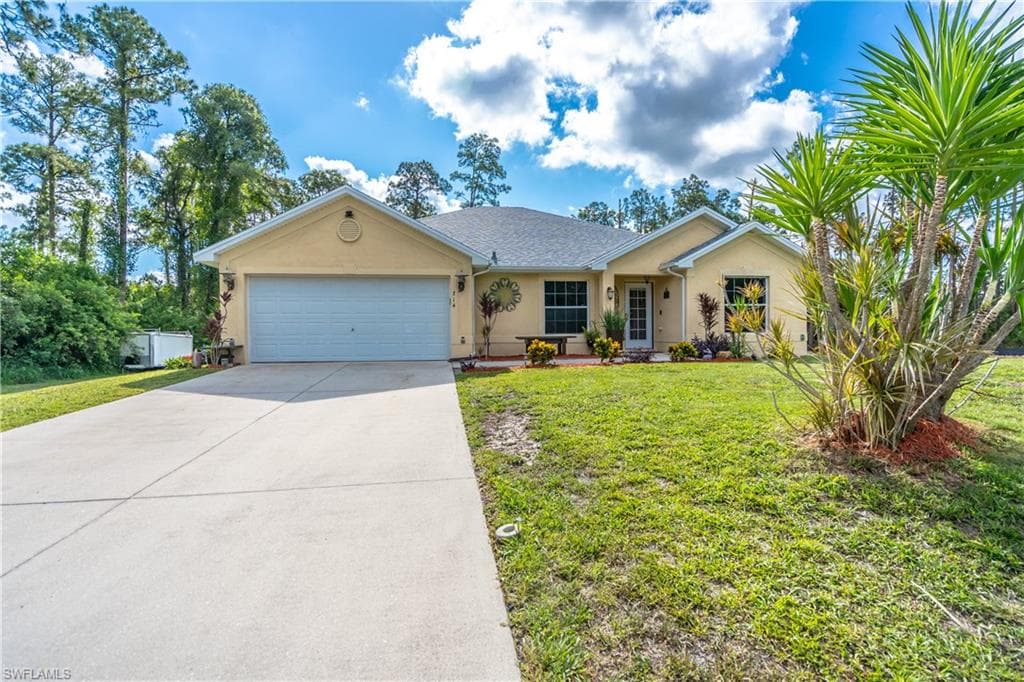 714 Wellington AVE LEHIGH ACRES, FL 33972