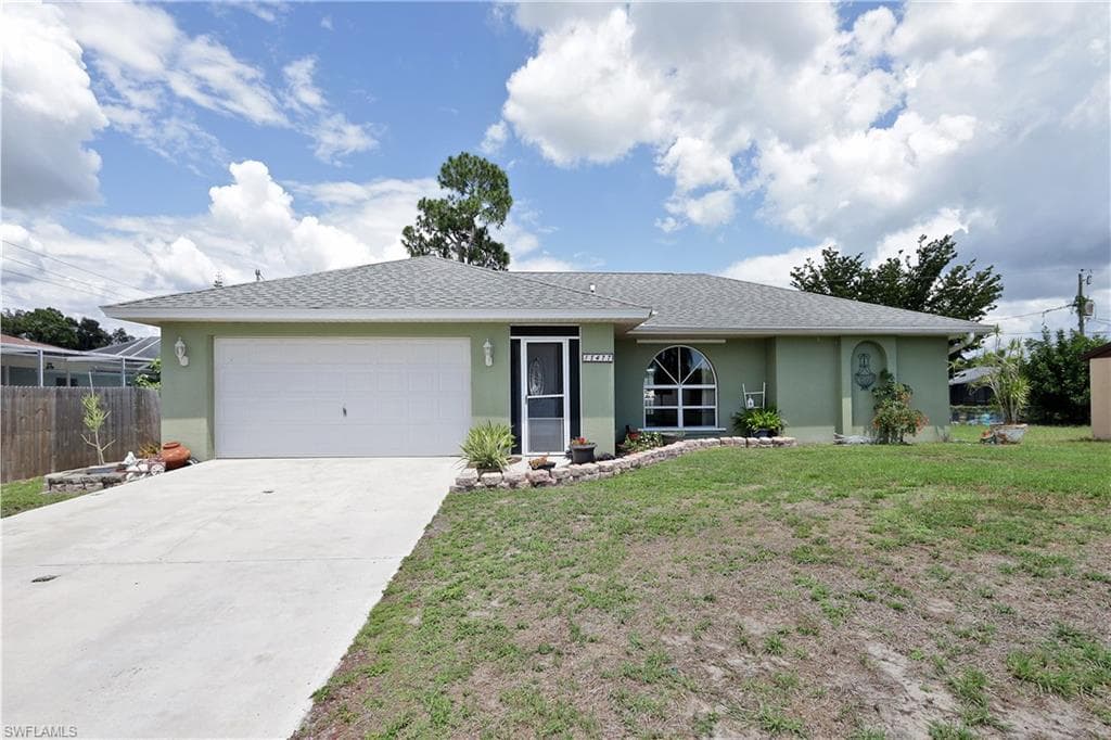 18477 Winter Haven RD FORT MYERS, FL 33967