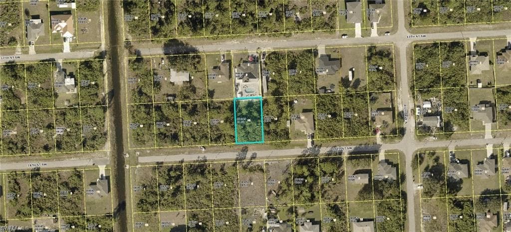3310 18th ST SW LEHIGH ACRES, FL 33976