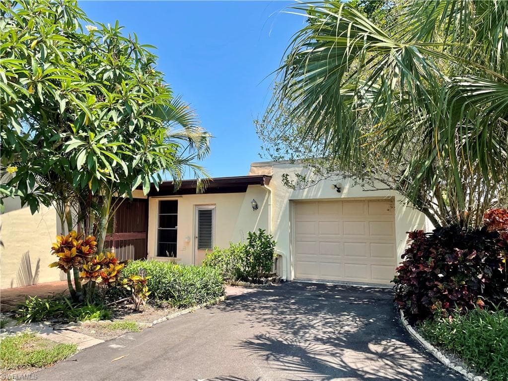 4226 Lakewood BLVD G-5 NAPLES, FL 34112