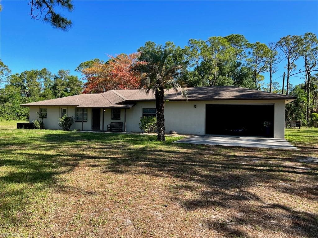 11721 Fox Hill RD NORTH FORT MYERS, FL 33917