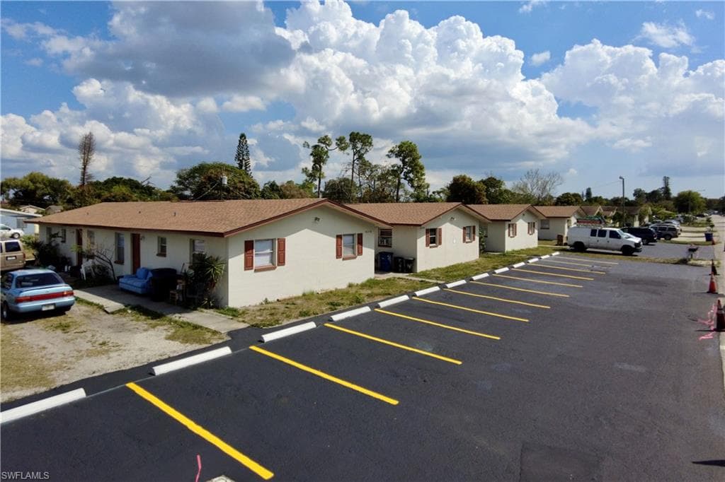 5413 3rd AVE FORT MYERS, FL 33907
