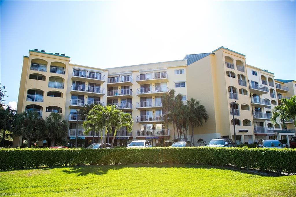 291 Collier BLVD 509 MARCO ISLAND, FL 34145