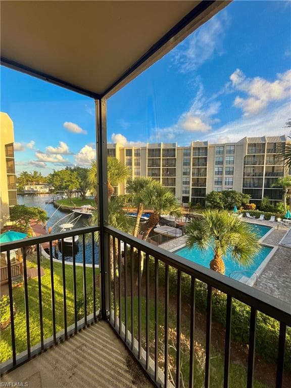 20 Royal Palm WAY 3060 BOCA RATON, FL 33432