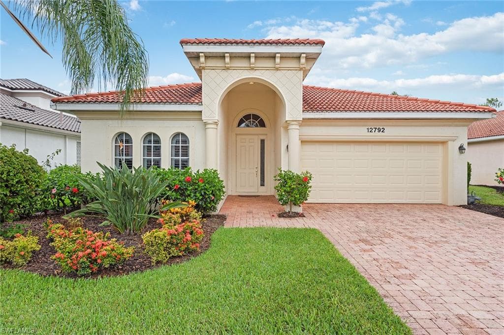 12792 Aviano DR NAPLES, FL 34105