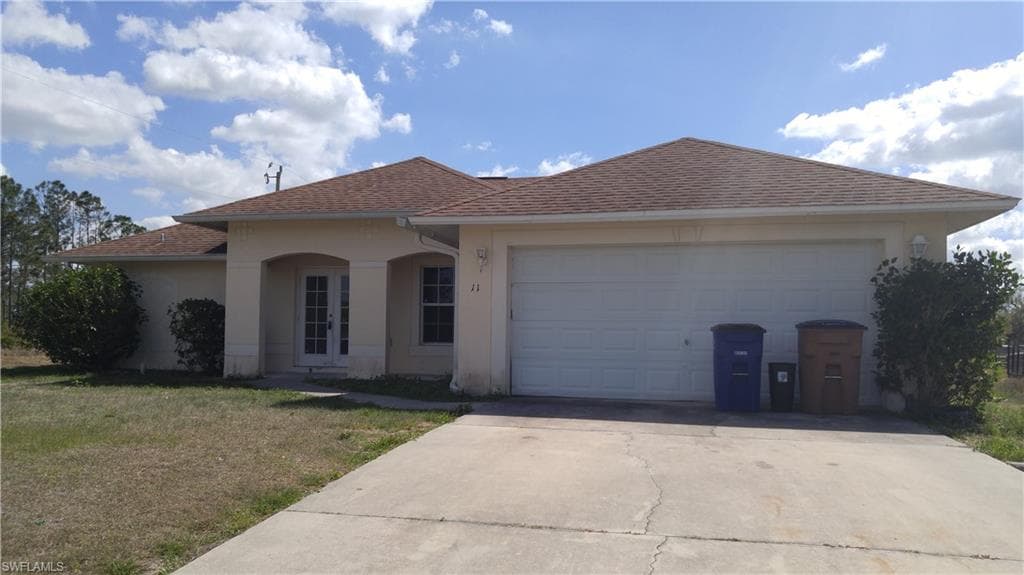 11 W 9th ST LEHIGH ACRES, FL 33972