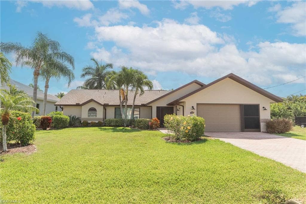 5219 SW 27th PL CAPE CORAL, FL 33914